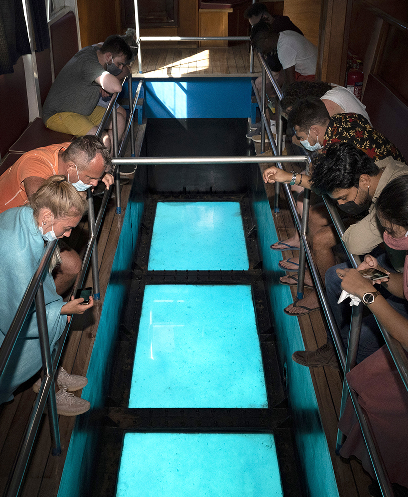 Tour of Caldera Glass Bottom BoatGlass Bottom Boat